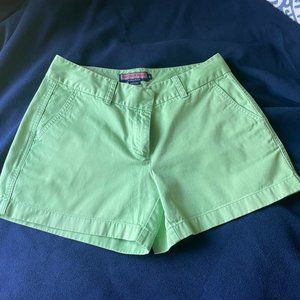 Vineyard Vines Chino Shorts - size 6 - Light Green